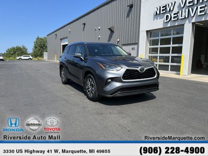 Used 2021 Toyota Highlander XLE