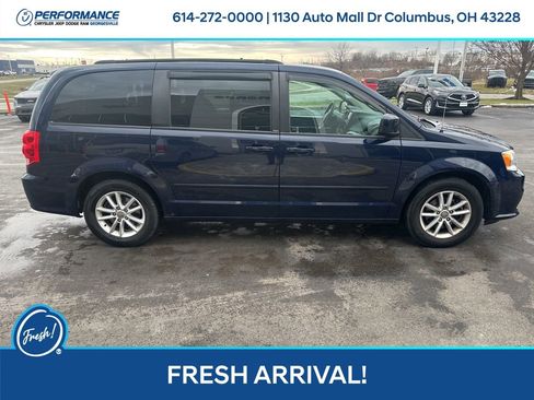 Used 2014 Dodge Grand Caravan SXT image 3