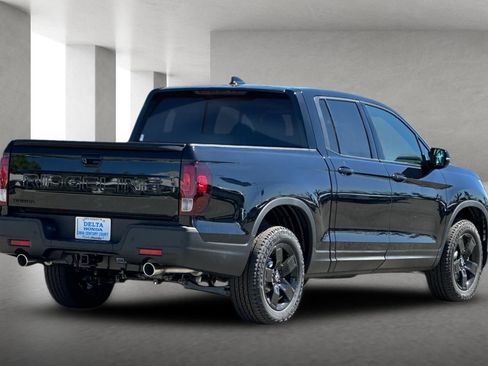 New 2026 Honda Ridgeline Black Edition image 4