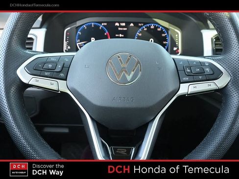 Used 2021 Volkswagen Atlas SEL Premium image 9