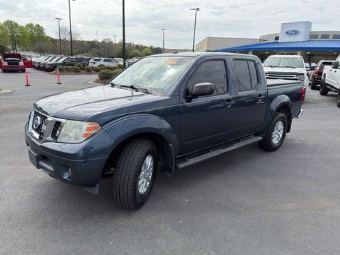 Used 2015 Nissan Frontier SV w/ SV Value Truck Package image 10