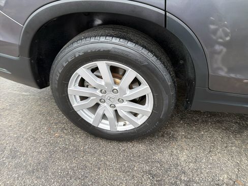 Used 2019 Honda Pilot LX image 5