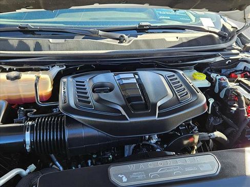 Used 2024 Jeep Wagoneer Series II w/ Flexible Seating Group image 22