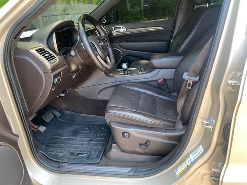 Used 2014 Jeep Grand Cherokee Summit AWD/4WD image 10