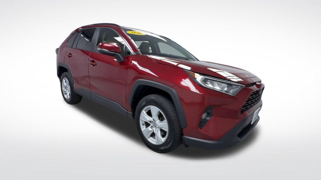 Used 2020 Toyota RAV4 XLE w/ Convenience Package AWD/4WD image 17