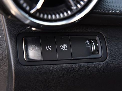 Used 2025 Chevrolet Equinox LT image 11