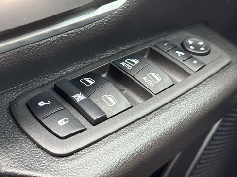 Used 2022 RAM 1500 Big Horn image 23