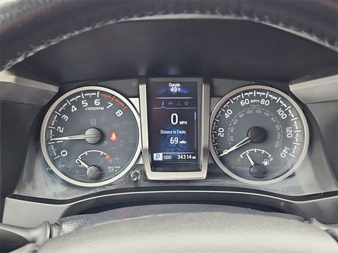 Used 2022 Toyota Tacoma SR5 image 26