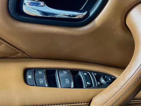 Used 2023 INFINITI QX80 Sensory w/ All-Season Package AWD/4WD image 17
