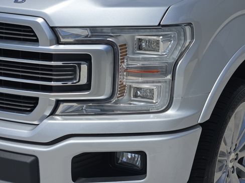 Used 2019 Ford F150 Limited w/ Trailer Tow Package AWD/4WD image 10