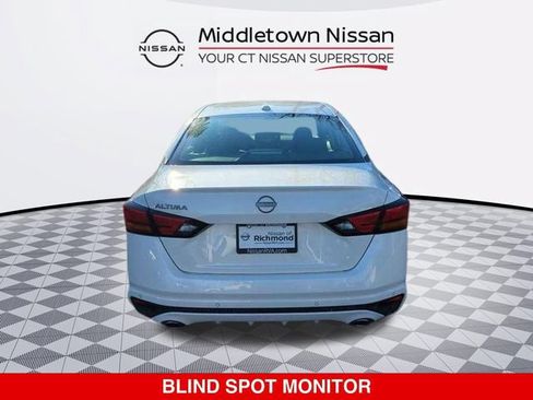 New 2025 Nissan Altima 2.5 SV w/ SV Premium Package FWD image 9