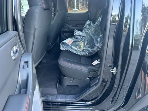 New 2026 Nissan Frontier PRO-4X w/ Pro-4x Convenience Package image 20