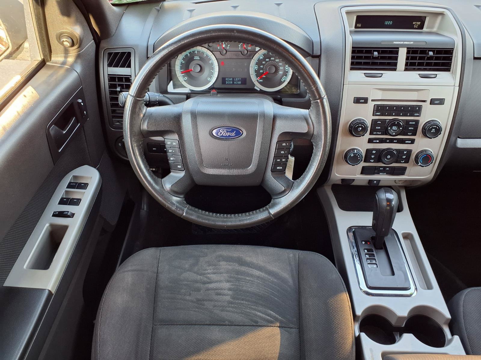 Used 2010 Ford Escape XLT FWD image 5
