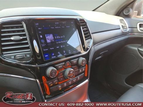 Used 2021 Jeep Grand Cherokee Limited w/ Premium Lighting Group RWD image 35