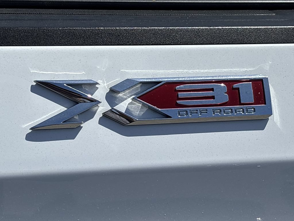 Used 2024 GMC Sierra 1500 Elevation w/ Preferred Package AWD/4WD image 6