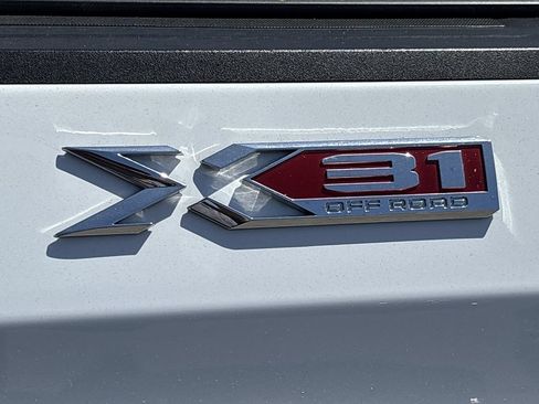 Used 2024 GMC Sierra 1500 Elevation w/ Preferred Package AWD/4WD image 6