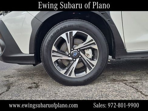 Used 2024 Subaru Crosstrek 2.0i Premium w/ Crosstrek Mirror Package image 26