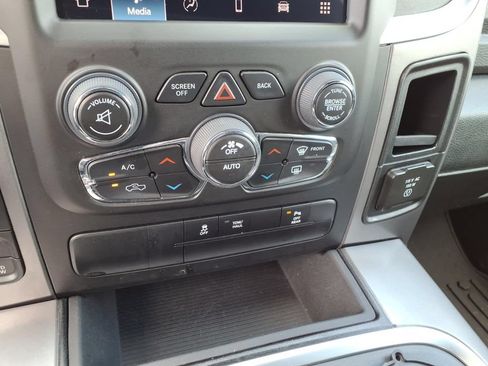 Used 2023 RAM 1500 Warlock AWD/4WD image 29