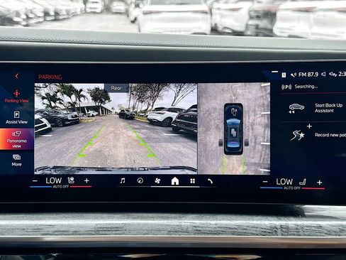 Used 2024 BMW 740i xDrive 740i xDrive w/ Premium Package 2 image 15