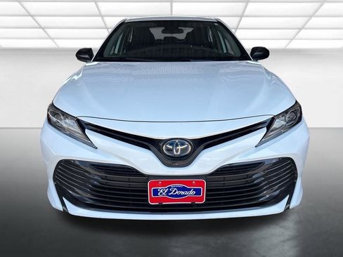 Used 2019 Toyota Camry LE FWD image 2