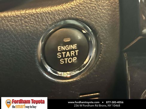 Used 2019 Toyota 4Runner Limited AWD/4WD image 26