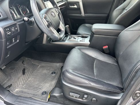 Used 2021 Toyota 4Runner Limited AWD/4WD image 13