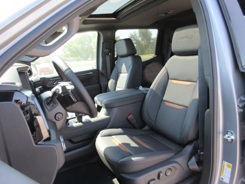 New 2026 GMC Sierra 1500 AT4 w/ AT4 Premium Package AWD/4WD image 16