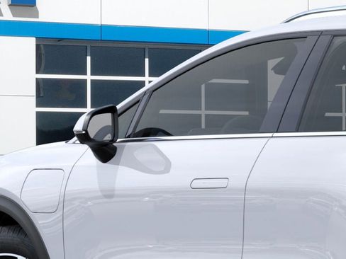 New 2026 Chevrolet Equinox EV LT image 12