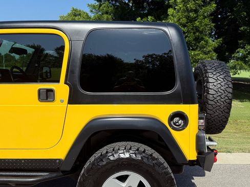Used 2006 Jeep Wrangler Rubicon w/ Security Group AWD/4WD image 44