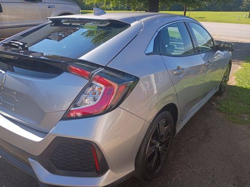 Used 2019 Honda Civic EX image 7