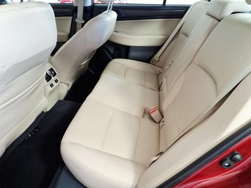 Used 2015 Subaru Legacy 2.5i Limited AWD/4WD image 10