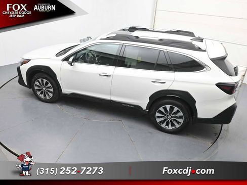 Used 2024 Subaru Outback Touring XT AWD/4WD image 29