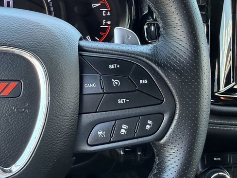 Used 2022 Dodge Durango GT AWD/4WD image 33