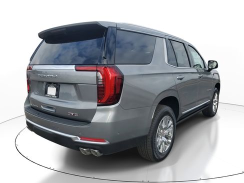 New 2026 GMC Yukon Denali w/ Sun & Power Step Package image 3