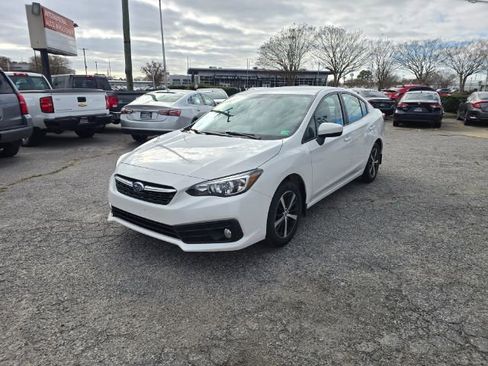 Used 2022 Subaru Impreza 2.0i Premium image 3