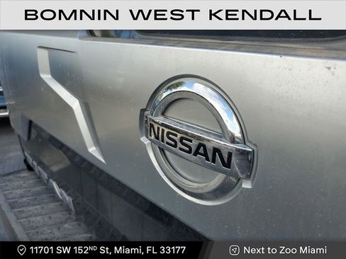 Used 2021 Nissan Titan Platinum Reserve w/ Moonroof Package image 11