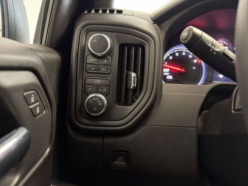 Used 2023 GMC Sierra 1500 Pro w/ Pro Value Package AWD/4WD image 18