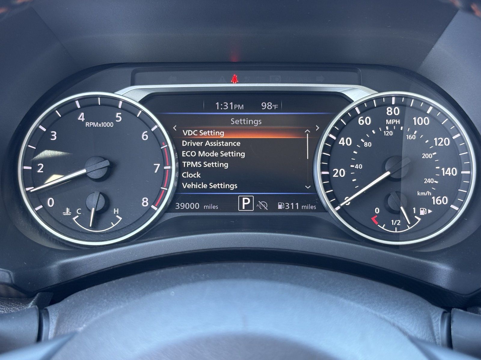 Used 2025 Nissan Sentra SR FWD image 33
