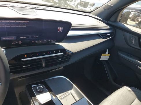 New 2026 Buick Enclave Sport Touring w/ Power Package FWD image 26
