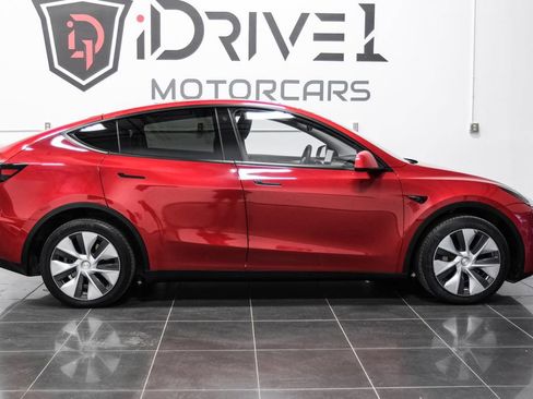 Used 2023 Tesla Model Y Long Range AWD/4WD image 9