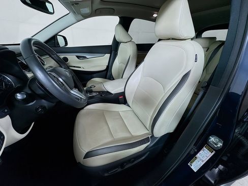 Certified 2021 INFINITI QX50 Essential w/ Convenience Package FWD image 27
