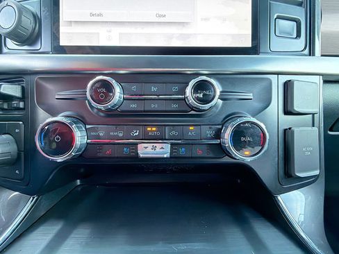 Certified 2023 Ford F150 Lariat w/ Equipment Group 502A High image 21