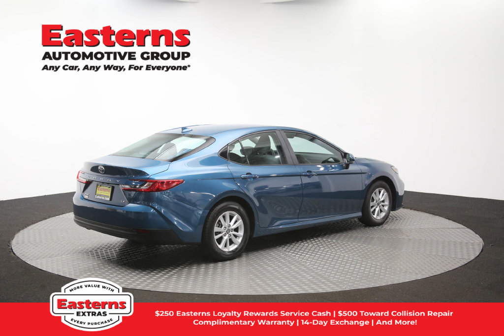 Used 2025 Toyota Camry LE FWD image 41