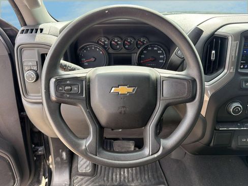 Used 2022 Chevrolet Silverado 1500 Custom RWD image 11
