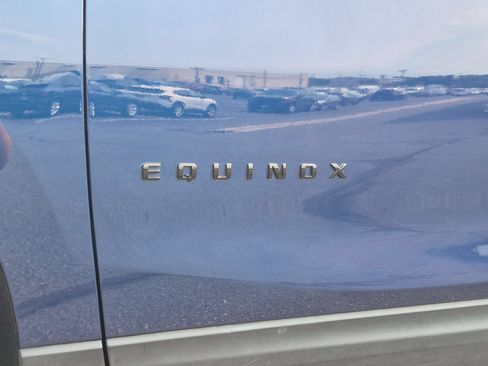 Certified 2023 Chevrolet Equinox RS AWD/4WD image 32