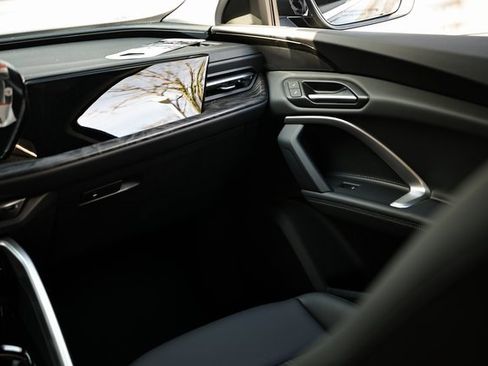 New 2025 Audi Q5 Premium image 27