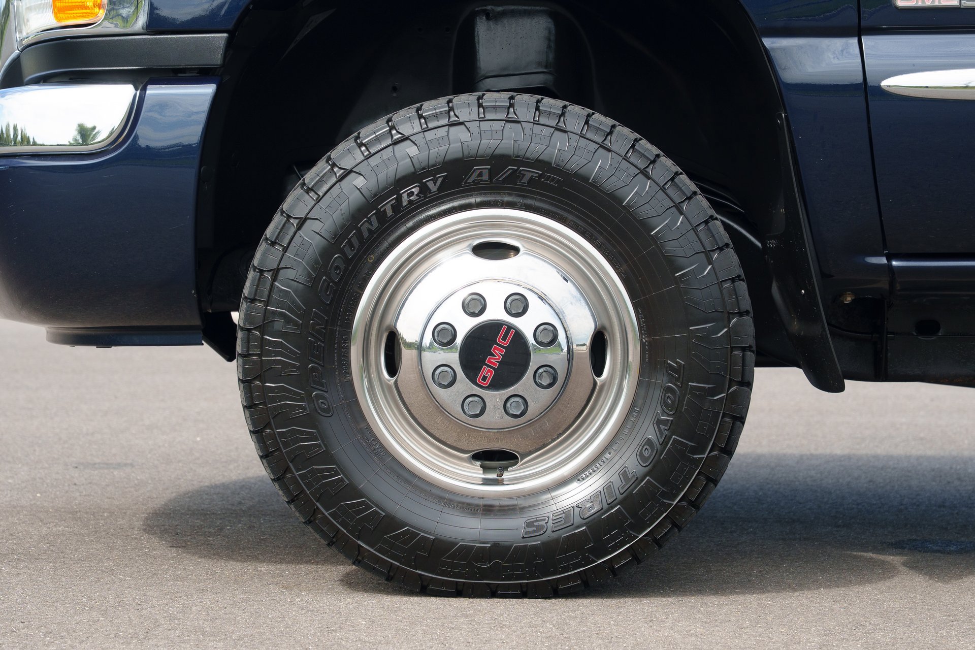 Used 2006 GMC Sierra 3500 SLE w/ Heavy-Duty Power Package AWD/4WD image 19