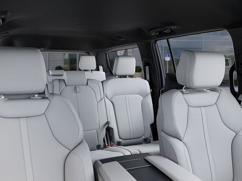 New 2026 Jeep Grand Wagoneer Limited AWD/4WD image 26