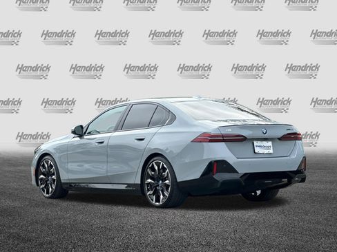 Used 2025 BMW i5 xDrive40 w/ M Sport Package AWD/4WD image 7