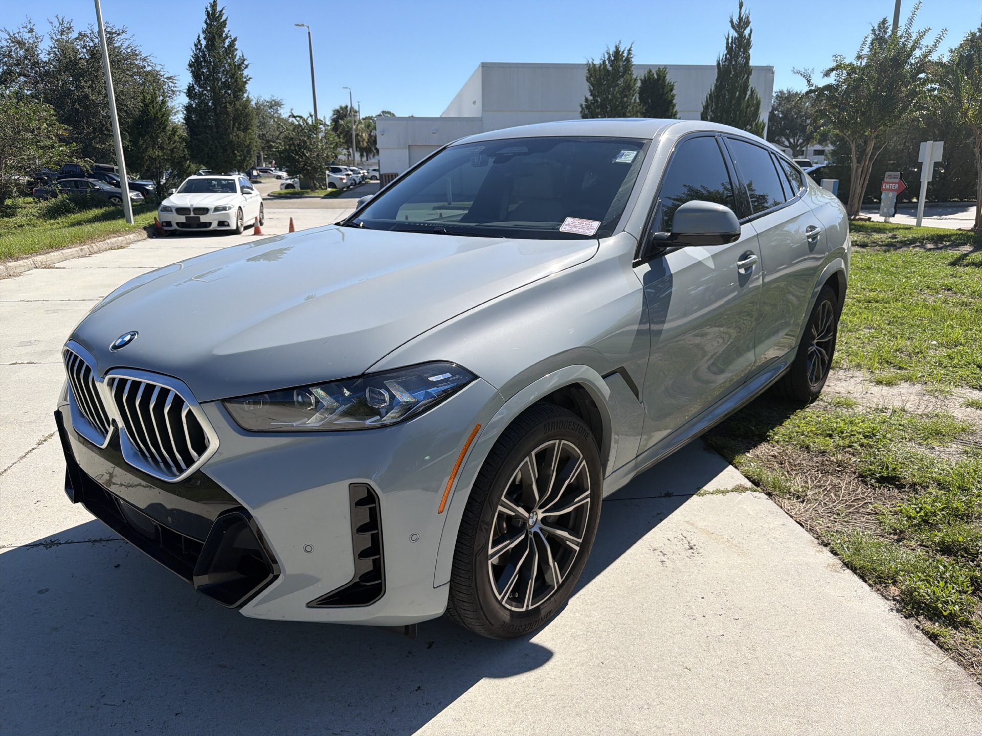 Used 2024 BMW X6 xDrive40i w/ Premium Package AWD/4WD image 8